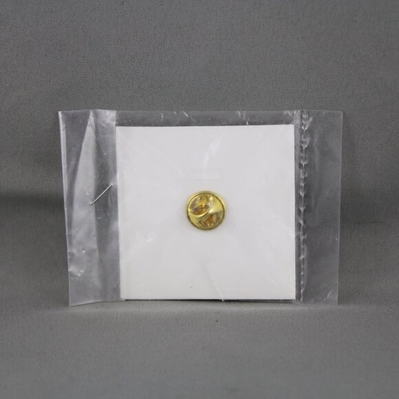 Ottawa Rough Riders Pin - Helmet with Flaming R logo - Inlaid Pin - Picture 2 of 3